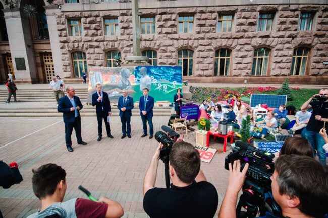 41321457_1115637925261834_8779807648682868736_n