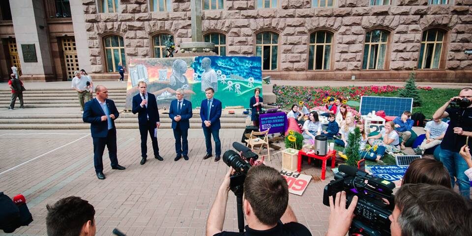 41321457_1115637925261834_8779807648682868736_n