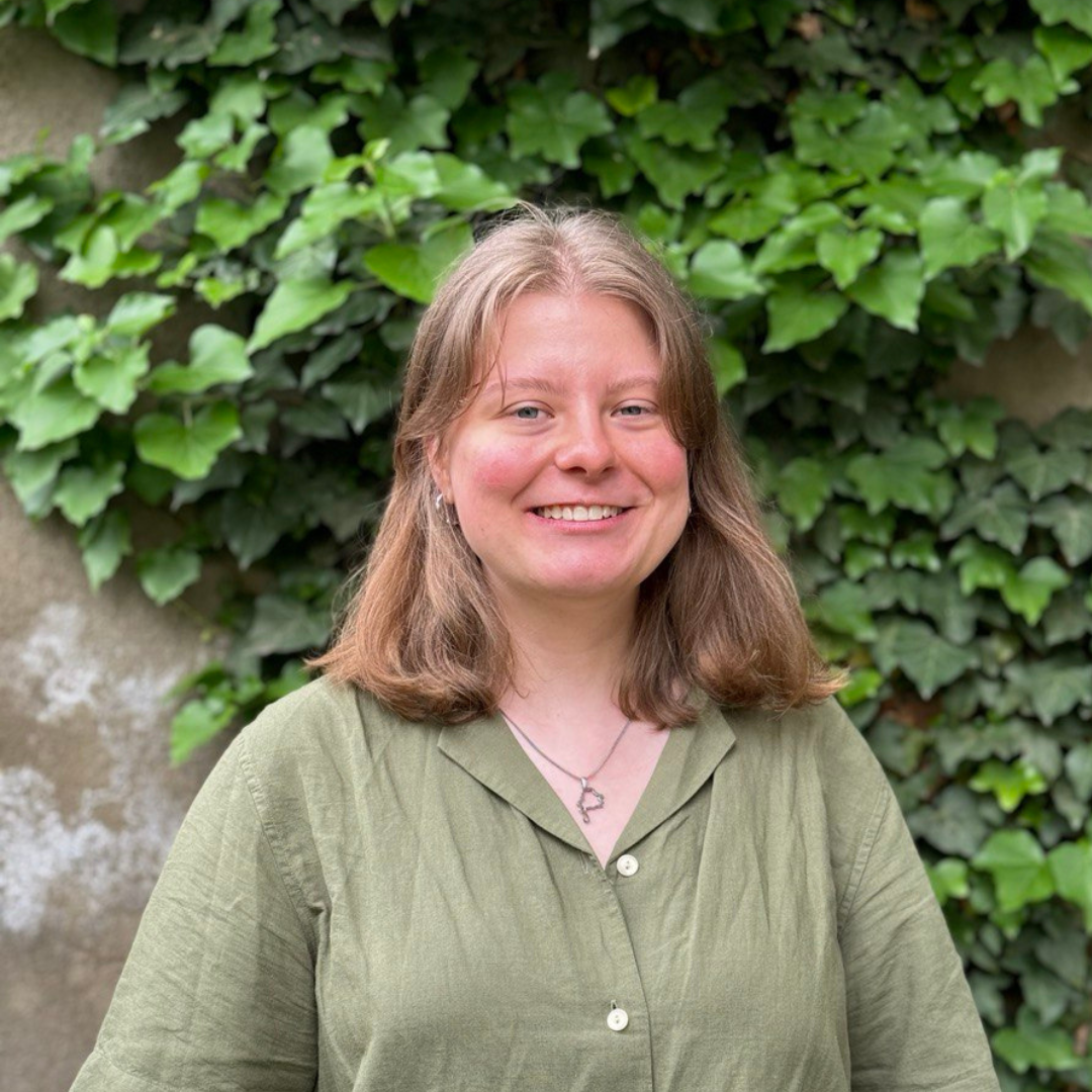 Iryna Ponedelnik Iryna Ponedelnik