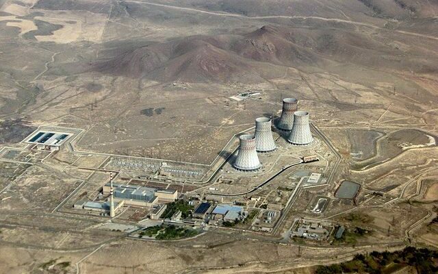 640px-Metsamor_NPP_aerial_view_1